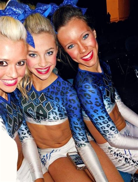 Favs Jamei Andries Peyton Mabry And Reagan West Cheer Picture Poses Cheer Athletics