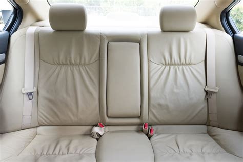 A Guide To Choosing The Best Material For Your Cars Seats Simoniz
