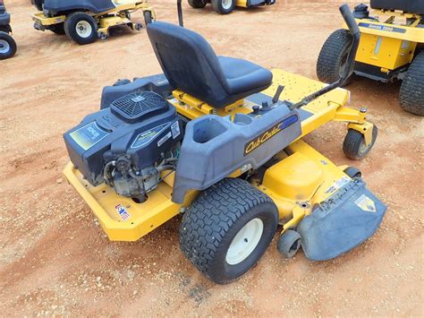 Cub Cadet Rzt Mowing Equipment Jm Wood Auction Company Inc