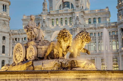 Madrid, city, capital of spain and of madrid province, lying almost exactly at the geographical heart of the iberian peninsula. 5 Non-Boring Things You Have to Know About the History of ...