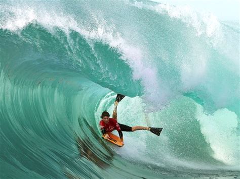 Extreme Photo Of The Week Surfing Surfing Waves Bodyboarding