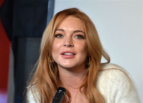 Lindsay Lohan Biography Biodata Wiki Age Height Weight Affairs And More