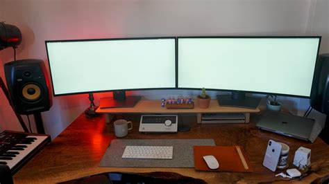Behind The Screens Jordans Dual 38 Inch Curved Widescreen Monitor