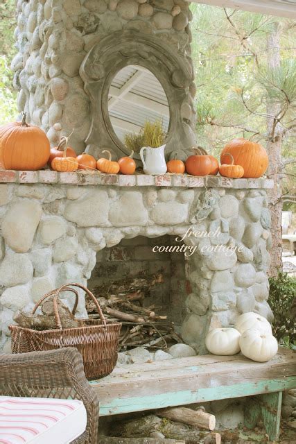 8 Easy Autumn Decor Ideas For Porch And Patio French