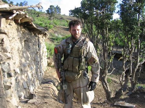 Rare Photo Of Navy Seal Lt Michael Murphy In Afghanistan Navy Seals