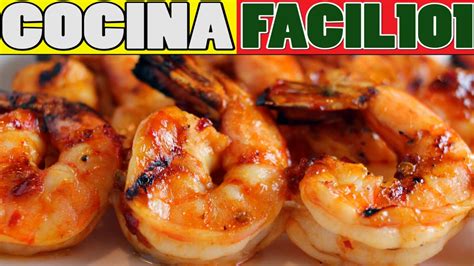 Si cocina la col como un plato aparte, coloque la col picada al agua hirviendo, lo que le permitirá mantener la mayor parte de sus jugos. Como Hacer Camarones a la Criolla | Cocina Facil 101 - YouTube
