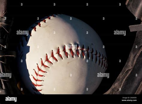 Base Ball Glove Hi Res Stock Photography And Images Alamy