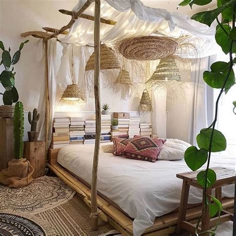 See more ideas about gypsy, gypsy life, gypsy wagon. Interesting Hippie Bedroom Ideas with Happy Tones and ...