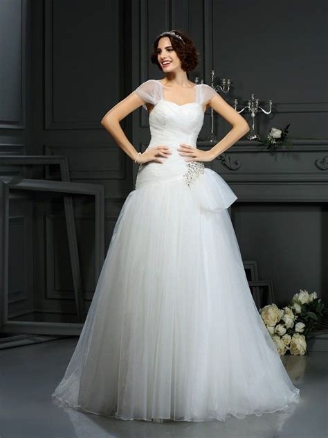 A Line Princess Sweetheart Beading Sleeveless Long Organza Wedding Dresses Wedding Dress