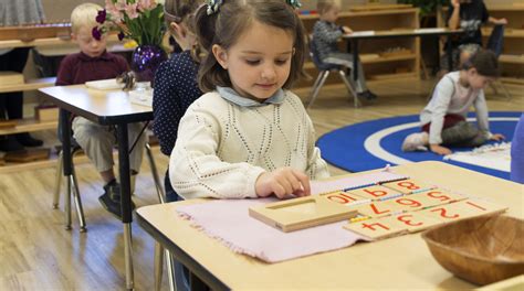 Montessori Preschool Evergreen Academy