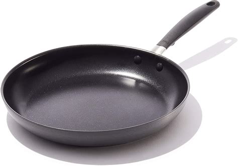 It has a smooth, rounded handle that's super comfortable to hold and stays cool throughout cooking. OXO Good Grips Non-Stick Black Frying Pan, 12" - BargainLow