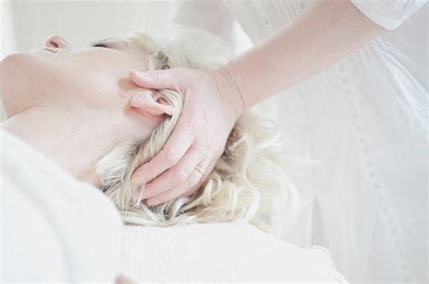 Scalp Massage Therapy Steps To A Terrific