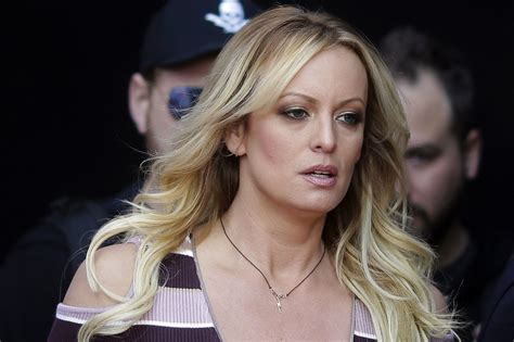 Stormy Daniels Must Pay 122000 In Trump Legal Bills The National Herald
