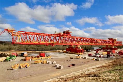 Hs2 700t Bridge Building Machine Begins Construction Of Record