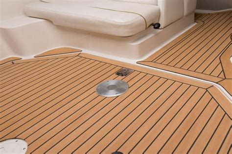 5 Types Of Boat Flooring Materials For Your Pontoon Pontoon
