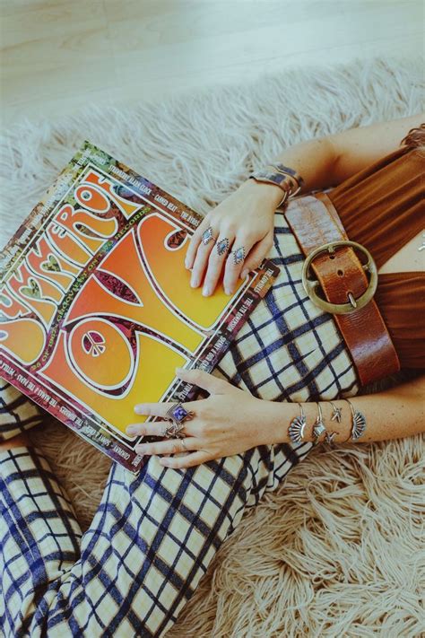 Disco inferno, a look back at the cultural moments which defined '70s style. Vintage Vibes :: Summer Dreams :: Pretty + Retro :: 70s ...