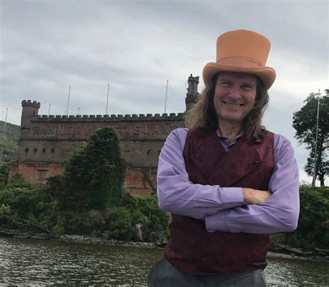 Jonathan Kruk, Master Storyteller – Finger Fables & Story Theater