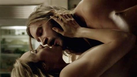 Laura Vandervoort Making Out In Hot Sex Scene From Bitten Free Download Nude Photo Gallery