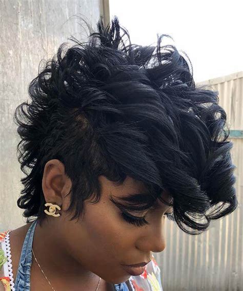 A shaggy, '70s bob is the new look for fierce, edgy women. 2021 Short Haircuts Black Female - 30+ | Hairstyles | Haircuts