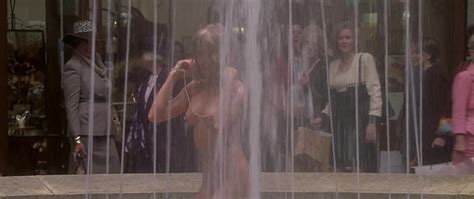Nude Video Celebs Farrah Fawcett Nude Dr T And The Women 2000