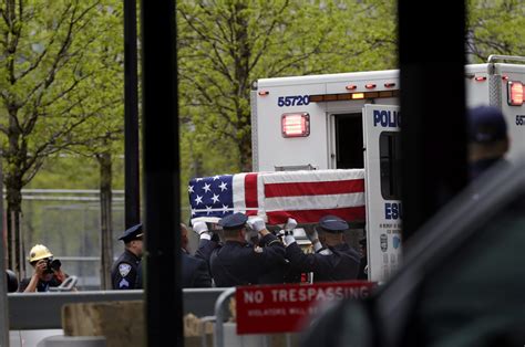 In ‘ceremonial Transfer ’ Remains Of 9 11 Victims Are Moved To Memorial The New York Times