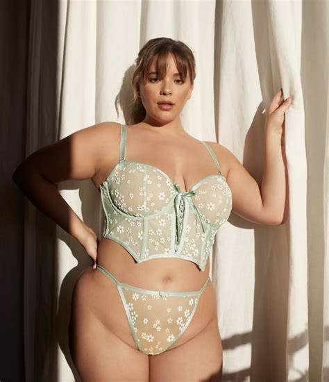 Where To Shop For Plus Size Lingerie Underthings Ready To Stare