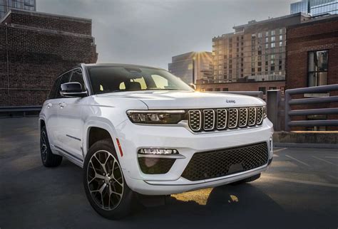 2023 Jeep Cherokee Latitude Hybrid Release Date