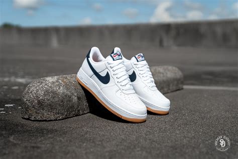 From the theater to your feet. Nike Air Force 1 '07 2 White/Obsidian-University Red ...