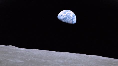 Earthrise The Story Of The Photo That Changed The World