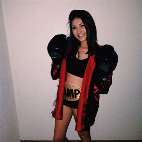 Want to create a boxing robe for your favorite boxer? Boxer chic Halloween costume//teenager costume//girl costume//boxer girl// Champ belt ...