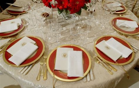 Nancy Reagan White House Glamour Mixed With A Homey Touch Dishes State Dinners White House