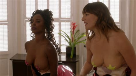 Shanola Hampton Isidora Goreshter Nude Shameless 2016 S07e03 Hd