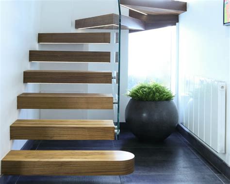 Here are the different types of stairs that you might consider building in your home. Different Types of Commercial Staircases | My Decorative