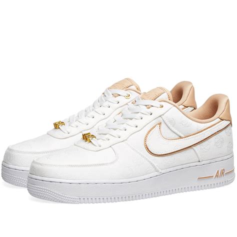 Nike's air force 1 has a special place in all our hearts thanks to its timeless silhouette and myriad of updates in color, pattern and texture over the years. Nike Air Force 1 '07 Lux W White, Bio Beige & Gold | END.