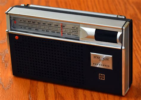 Vintage Panasonic Transistor Radio Model Rf 680d The Bar Harbor Am