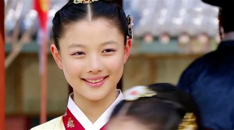 One user wrote, song yoo jung always looks so happy. Child actress Kim Yoo Jung reveals that a fan once ...
