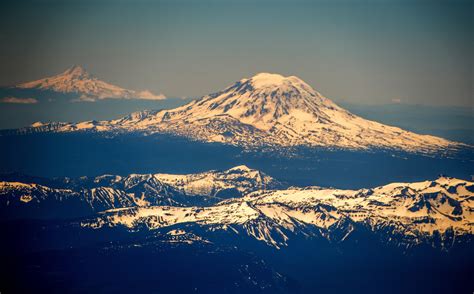 Earthquake Swarm Detected Beneath Mount St Helens Cbs News