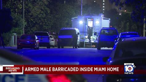 Armed Man Barricaded Inside Miami Home Youtube