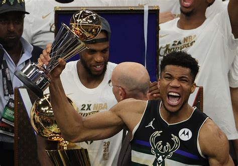 Photos NBA Legends Receiving Their Finals MVP Trophies HoopsHype