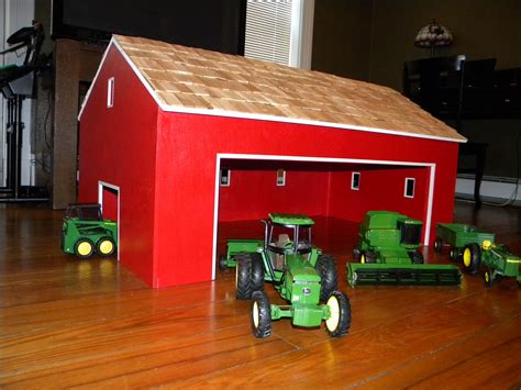 This step by step diy woodworking project is about free pole barn plans. Toy Barn... Great gift idea for a kid that has lots of ...