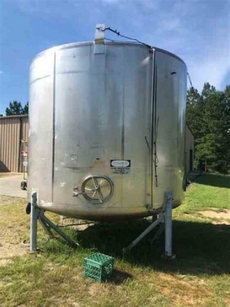 7000 Gal Tri Canada Inc Stainless Steel Tank 18201 New Used And