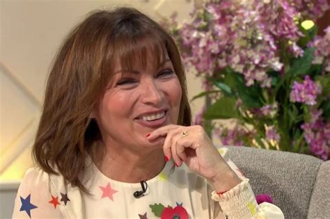 Lorraine Fans Accuse Her Of Flirting With Gorgeous Actor Russell