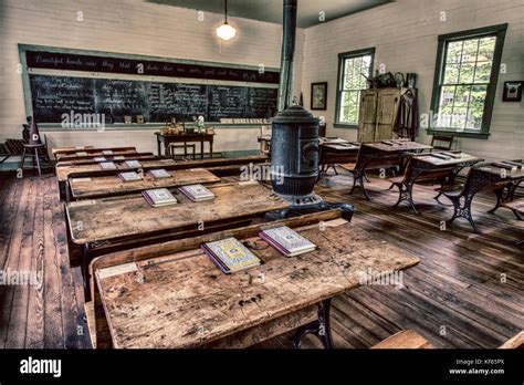 One Room Schoolhouse 19th Century Hi Res Stock Photography And Images