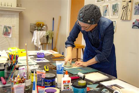 Newnan Artist In Residence Program Artist Uses Art For Therapy The