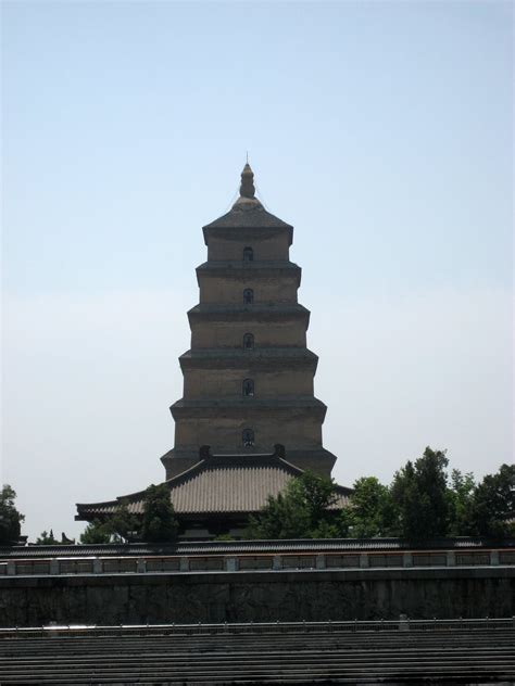 The pagoda sits in the da ci'en temple complex. Aylmer to Zazzoo and Beyond: China Part XVII - The Water ...