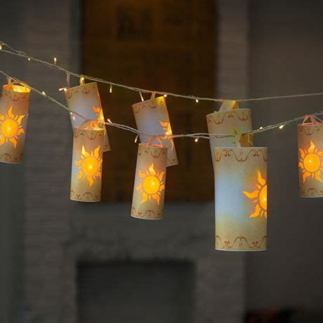 Maybe you would like to learn more about one of these? Farolillo nocturno de Rapunzel | Tangled birthday party, Rapunzel birthday party, Tangled lanterns