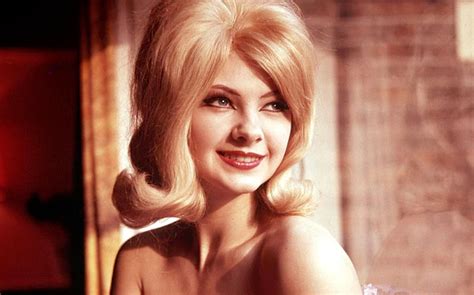 Mandy Rice Davies Model And Showgirl Bio With Photos Videos