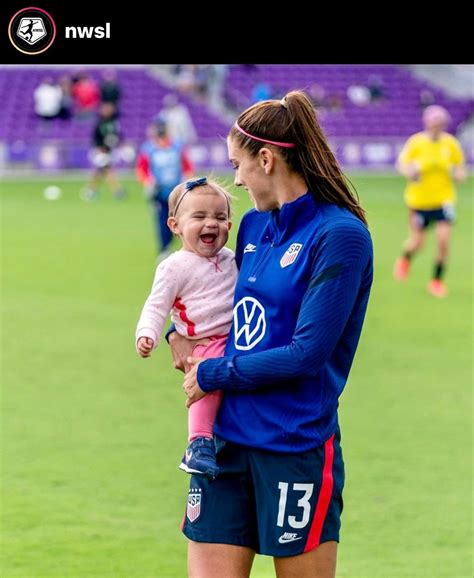 Usa Forward Alex Morgan 13 With Her Daughter Charlie 2021 Shebelieves
