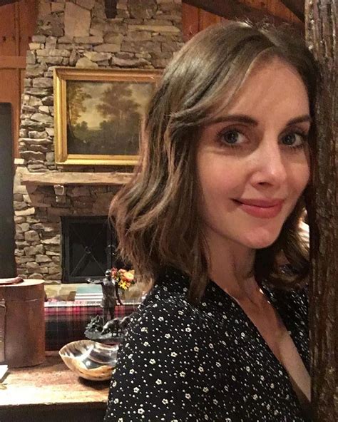 Alison Brie Hot Photos Collection Scandal Planet