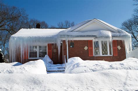 4 Things To Know About Ice Dams — Including How To Get Rid